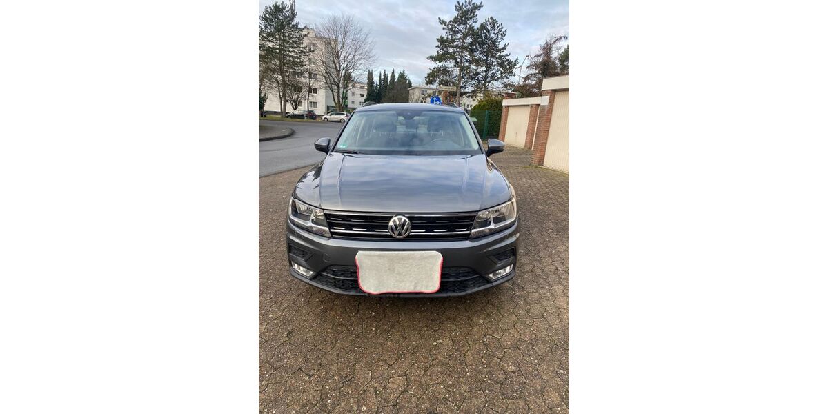 VW Tiguan 105.000 km 16.700 &euro; Bielefeld 33689