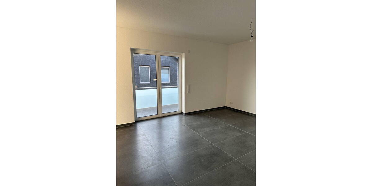 Etagenwohnung Barßel - 5 Zimmer, 92 m&sup2;, 900&euro; | Angebot:25984373