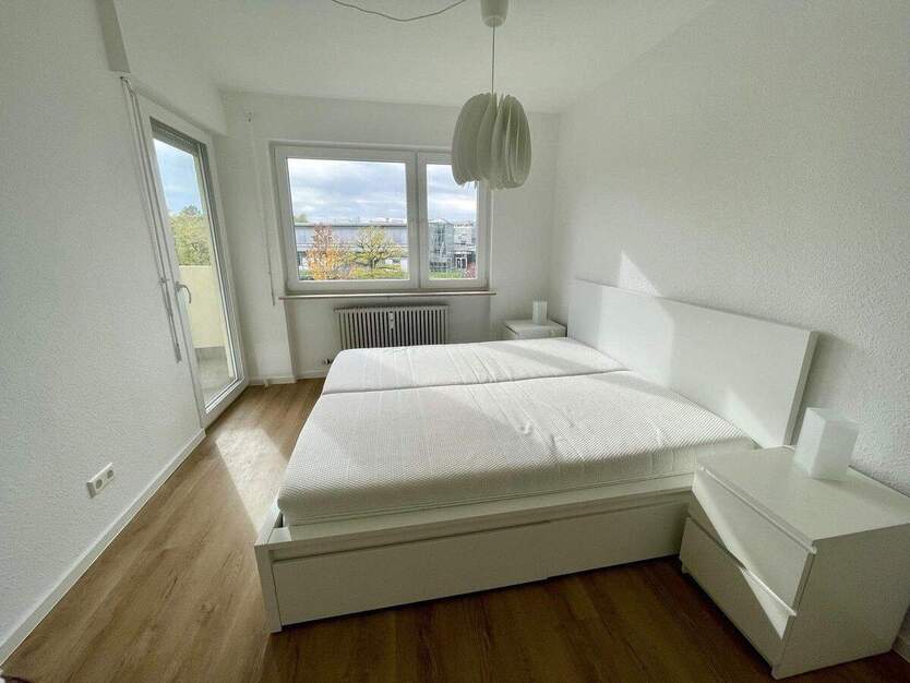 Modernes 2,5 -Zimmer-Apartment mit Balkon und Stellplatz - Erstbezug nach Sanierung 2 zimmer