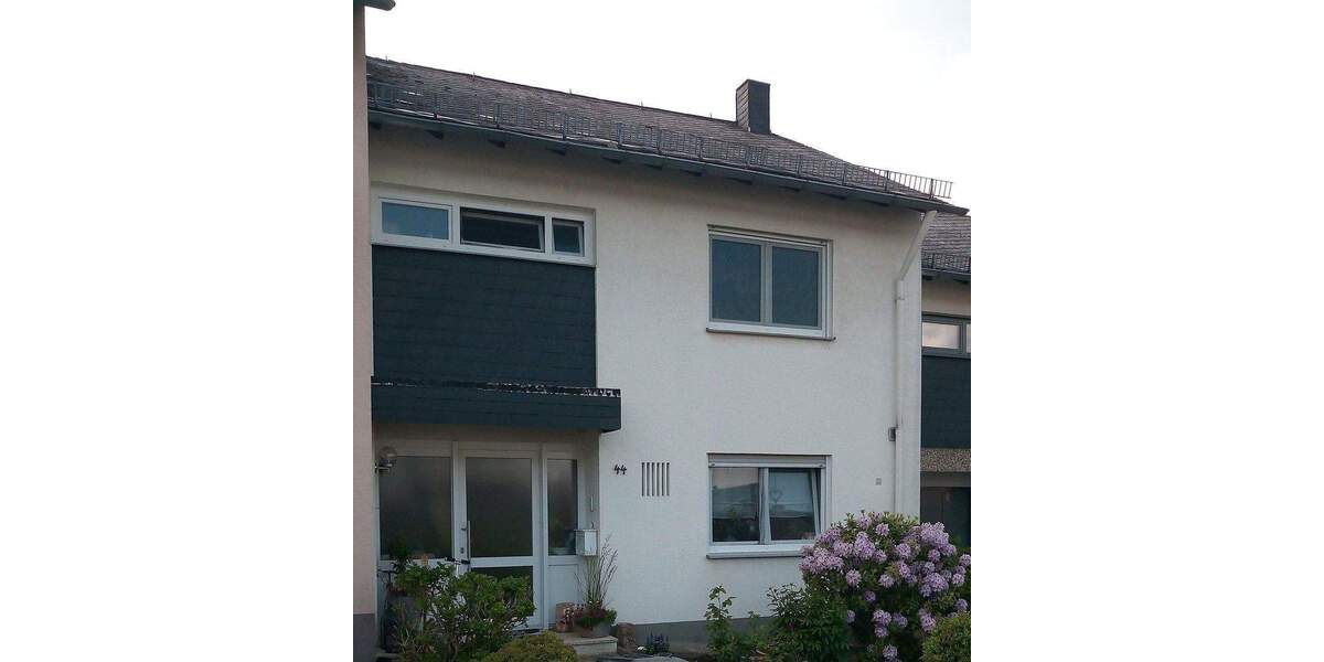 Reihenmittelhaus Kastellaun - 5 Zimmer, 138 m&sup2;, 950&euro; | Angebot:25722335
