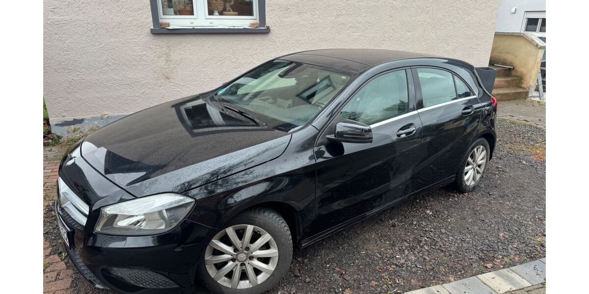 Mercedes-Benz A 180 173.293 km 6.500 &euro; Marnheim 67297