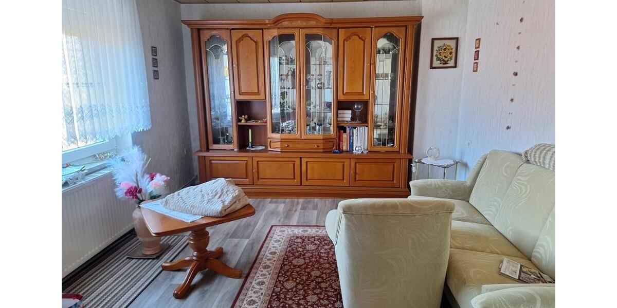 ruhiges Einfamilienhaus mit Terrasse und großem Garten 4 zimmer