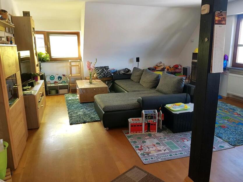 Gemütliche 4,5 Zimmer Maisonette-Wohnung zimmer