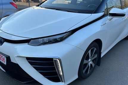 Toyota Mirai 44.900 km 7.500 &euro; Bremen 28215