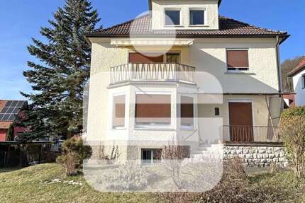 Haus Kulmbach Blaich - 8 Zimmer, 175 m&sup2;, 179.000&euro; | Angebot:26342596