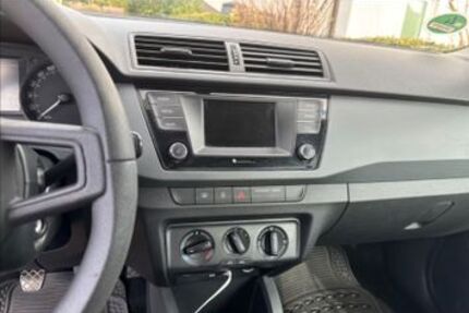 Skoda Fabia 82.000 km 7.600 &euro; Zwickau 08064