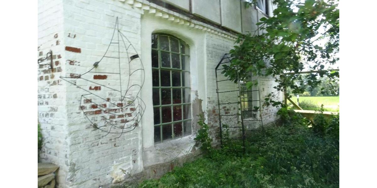 Einfamilienhaus Soest - 8 Zimmer, 302 m&sup2;, 180.000&euro; | Angebot:26885197