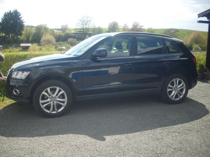 Audi Q5 183.000 km 15.995 € Frankenberg / Eder 35066