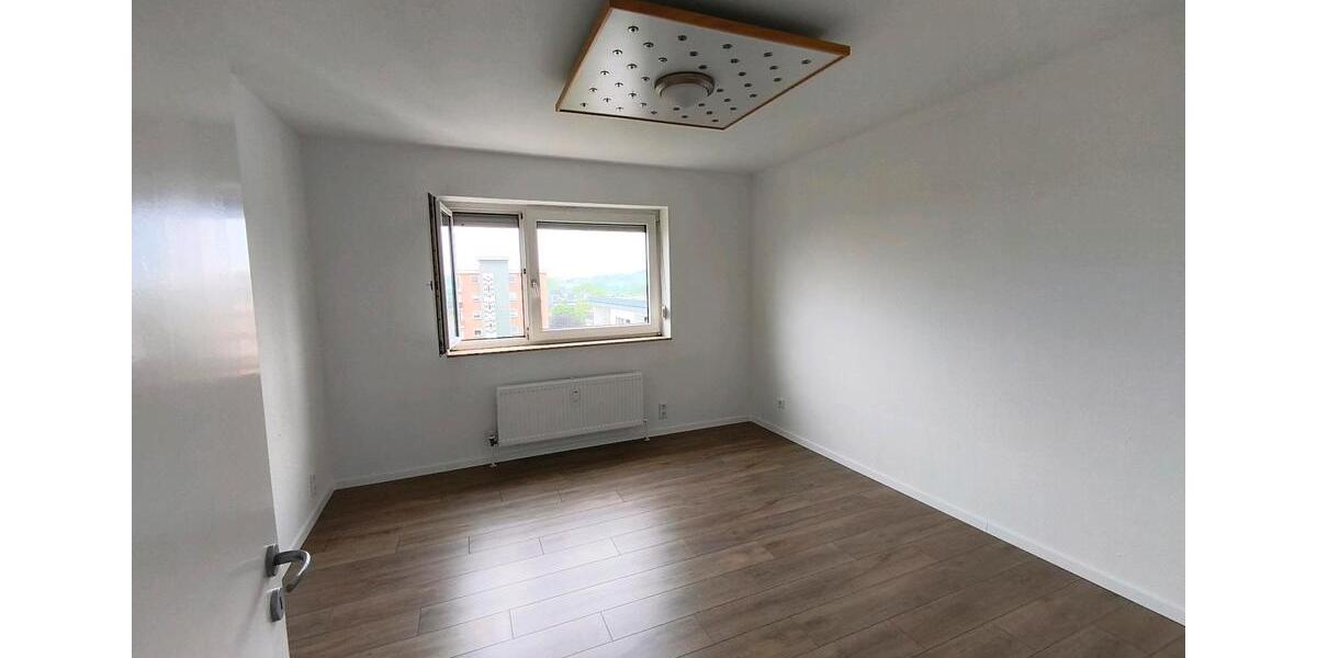 Etagenwohnung Erkrath - 4 Zimmer, 103 m&sup2;, 280.000&euro; | Angebot:26602563