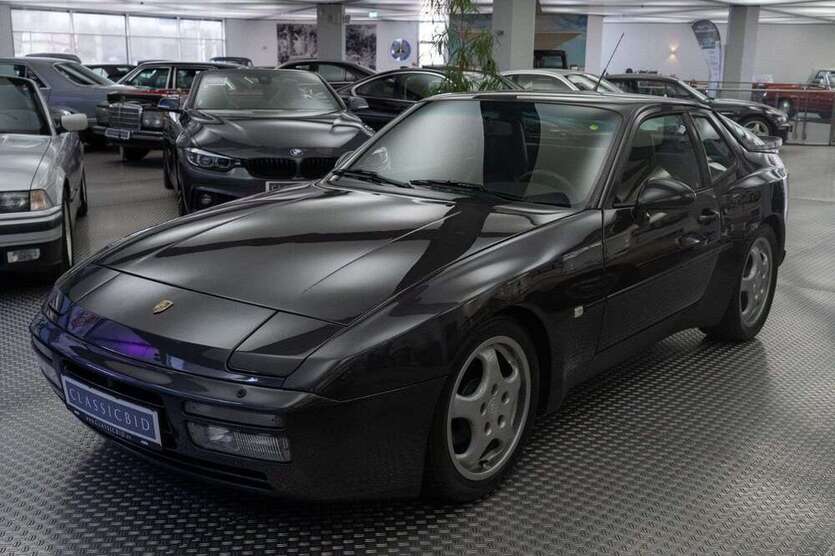 944