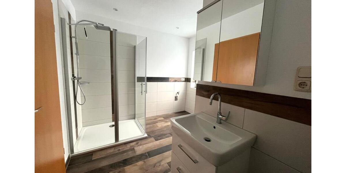 Maisonettenwohnung Esens - 4 Zimmer, 113 m&sup2;, 900&euro; | Angebot:26006642