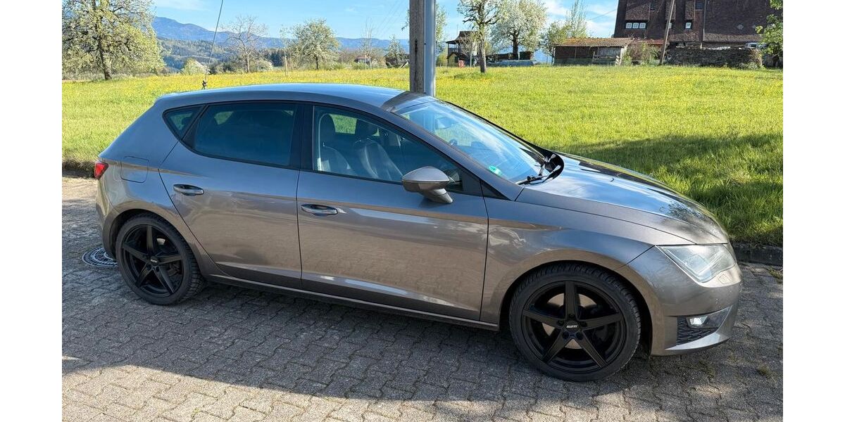 Seat Leon 145.000 km 8.999 &euro; Freiamt 79348