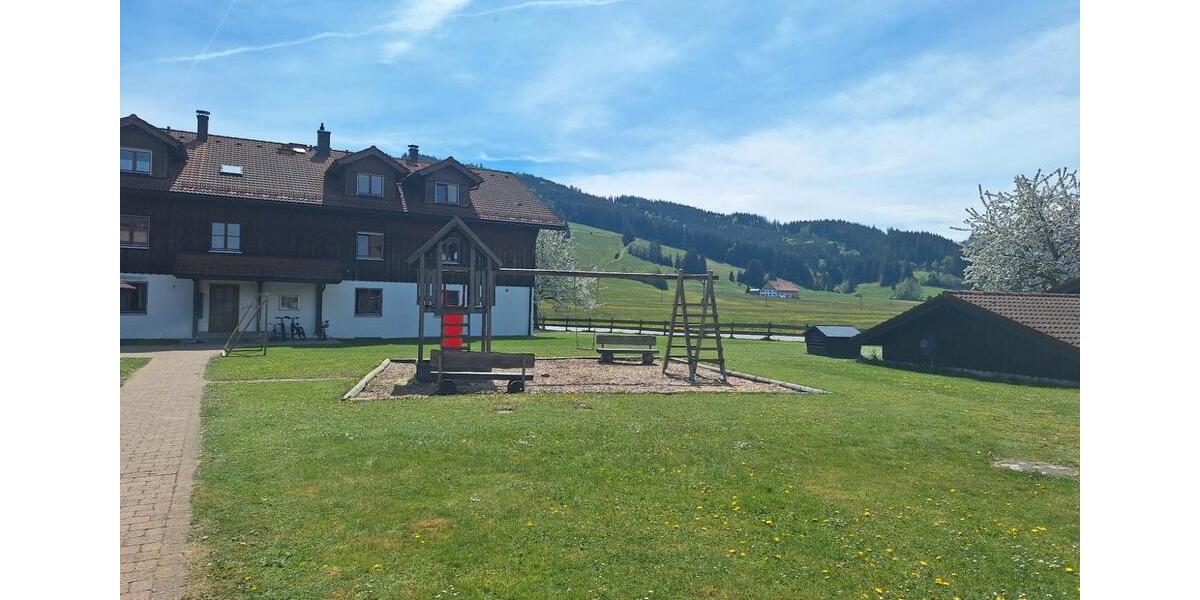 Dachgeschoßwohnung Weitnau - 3 Zimmer, 66 m&sup2;, 189.000&euro; | Angebot:26415839