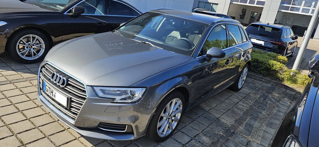 Audi A3 59.000 km 17.800 € Ohrdruf 99885