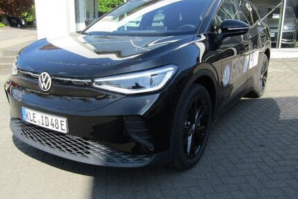 VW ID.4 5.555 km 54.990 &euro; Emmerich am Rhein 46446