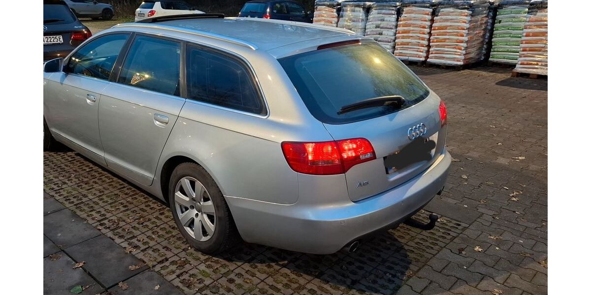 Audi A6 310.000 km 2.600 &euro; Oldenburg 26133