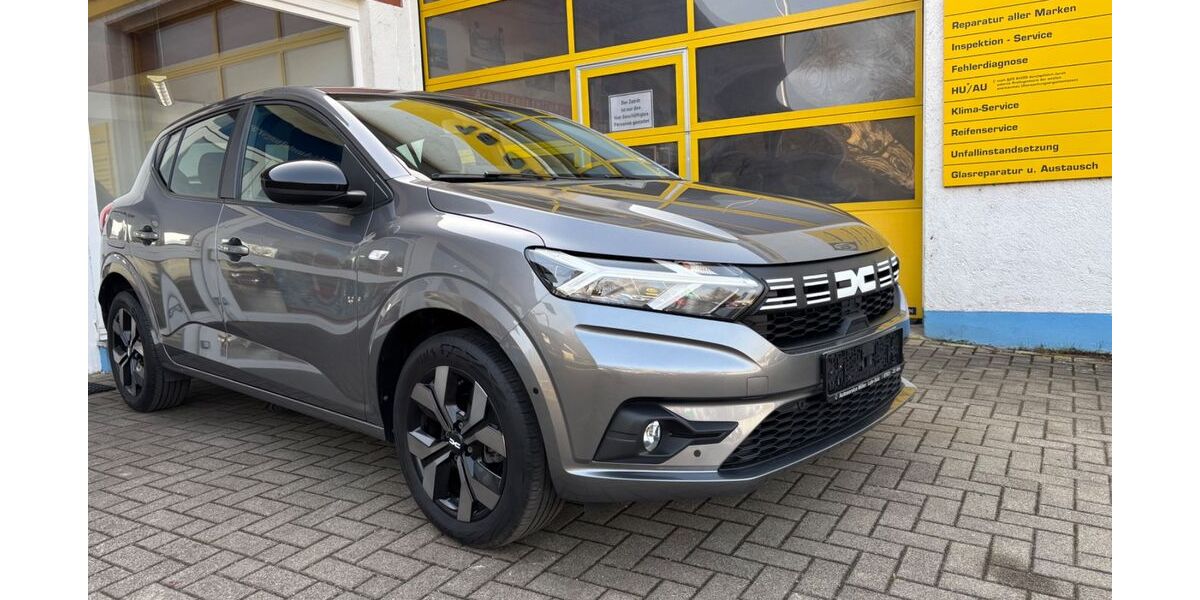 Dacia Sandero 24.000 km 13.980 &euro; Lahr 77933