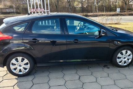 Ford Focus 164.000 km 4.900 &euro; Erfurt 99099