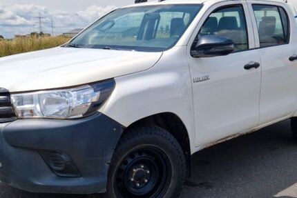 Toyota Hilux 99.927 km 18.900 &euro; Landsberg 86899