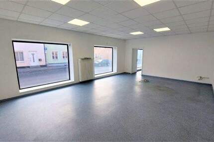 Gewerbeobjekt Nabburg Diendorf - 2 Zimmer, 74 m&sup2;, 600&euro; | Angebot:26410303
