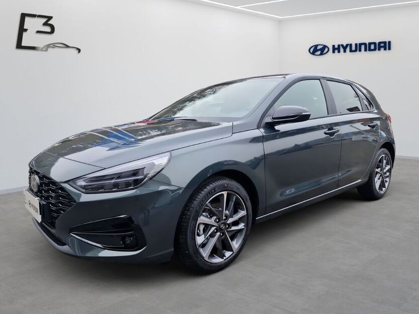 i30