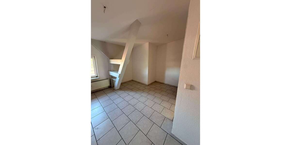 Etagenwohnung Tangermünde - 2 Zimmer, 66 m&sup2;, 462&euro; | Angebot:27145504