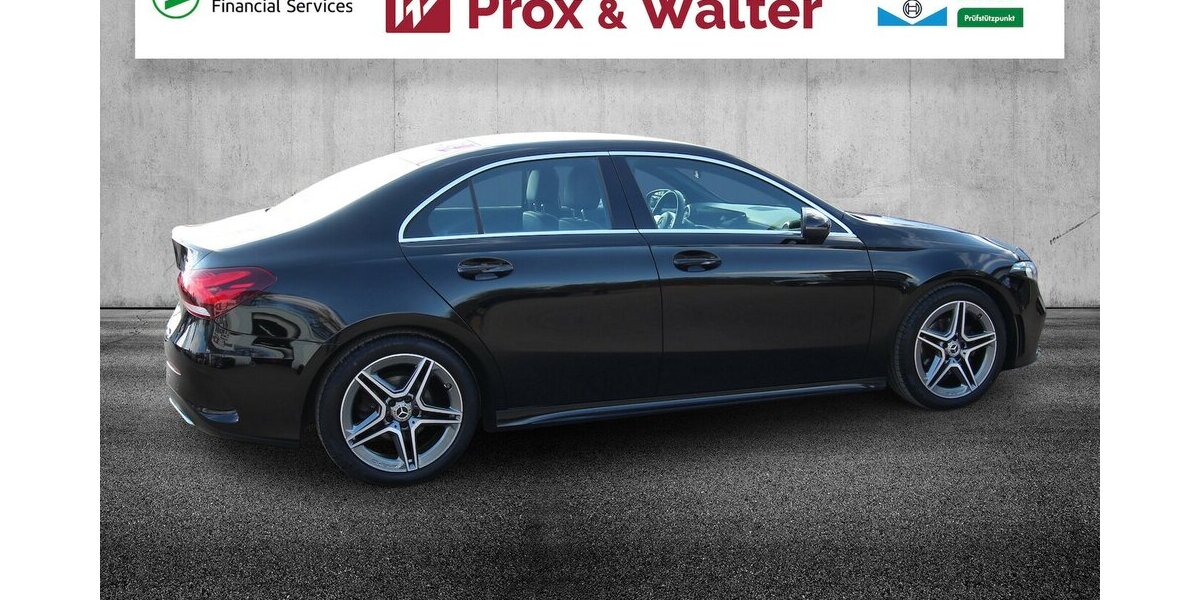 Mercedes-Benz A 180 Limousine AMG Line NAVI+LED+ALU18+TEMPOMAT 49.369 km 22.500 &euro; Hagenow 19230