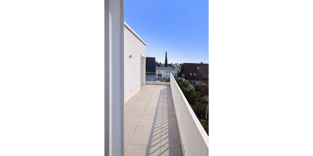 Moderne 3-Zimmer-Dachgeschoss-Wohnung mit Dachterrassen in der Gartenstadt-Trudering 3 zimmer