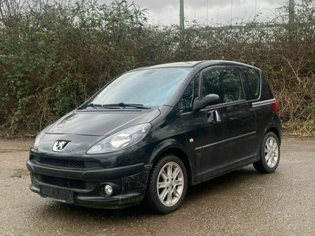 Peugeot 1007 150.000 km 2.450 &euro; Grosshabersdorf 90613