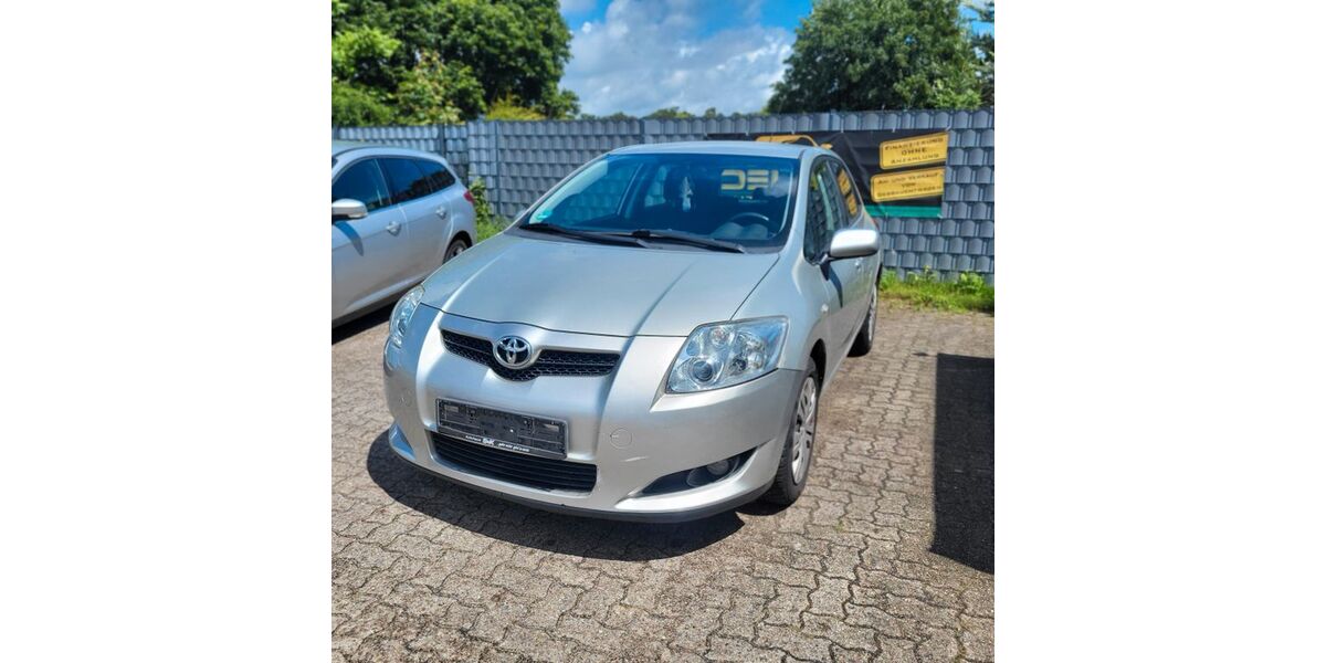 Toyota Auris 91.300 km 6.500 &euro; Hambühren 29313