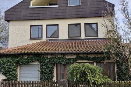 Vielseitig nutzbares Wohn- und Geschäftshaus mit großem Potenzial! 9 zimmer