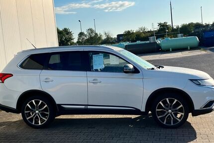 Mitsubishi Outlander 157.000 km 10.900 &euro; Kleve 47533