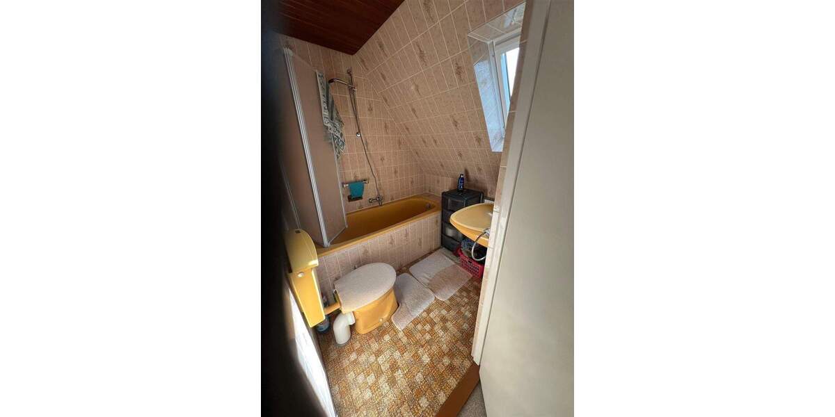 Einfamilienhaus Nordleda - 6 Zimmer, 149 m&sup2;, 224.000&euro; | Angebot:25675845