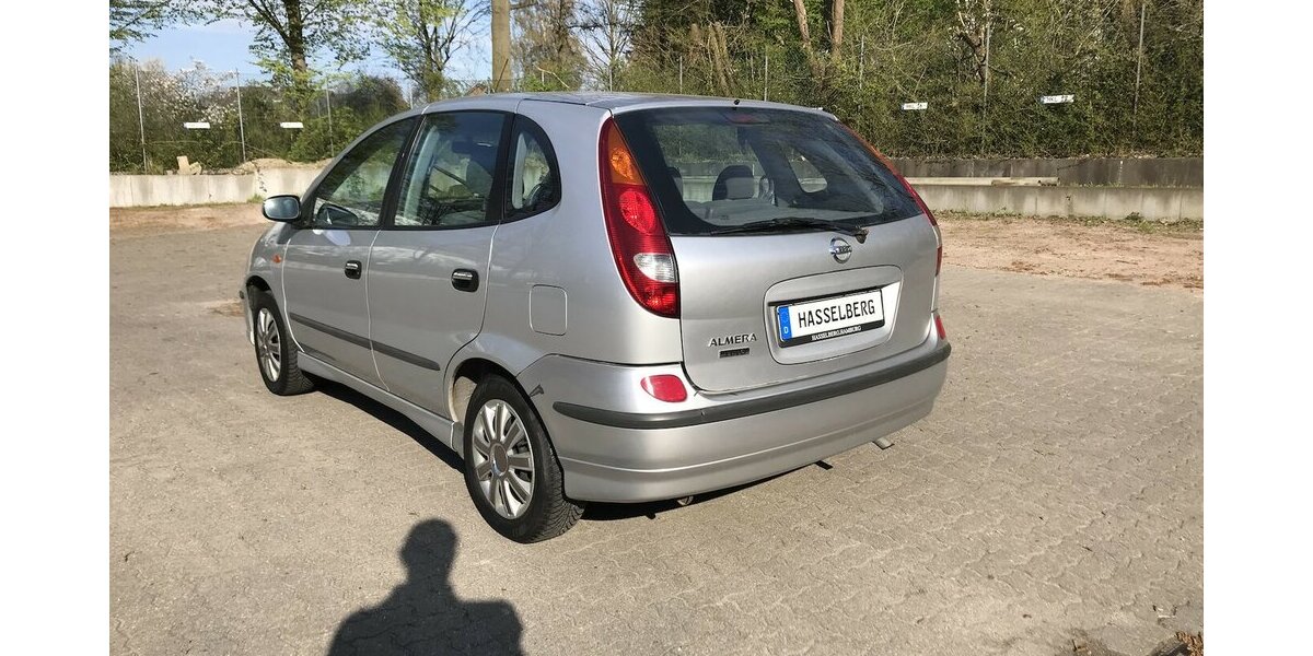 Nissan Almera Tino Luxury für kleines Geld 189.500 km 1.499 &euro; Hamburg 22339