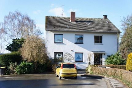 2-Familienhaus mit tollem Grundstück in ruhiger Lage 7 zimmer