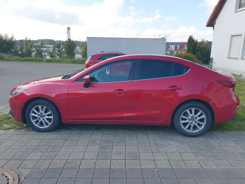 Mazda 3 116.217 km 12.500 € Reichertshofen 85084