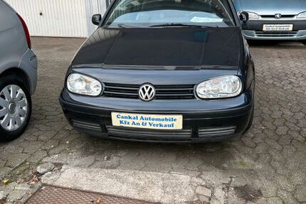 VW Golf 250.000 km 600 &euro; Kiel 24148