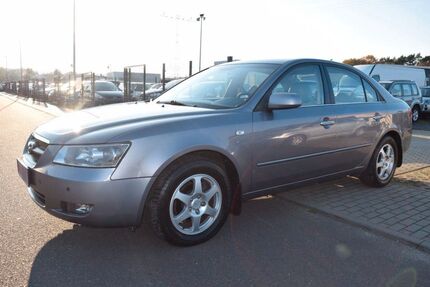 Hyundai SONATA 115.300 km 4.750 &euro; Wildau 15745