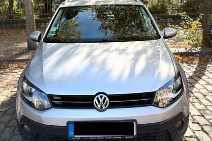 VW Polo 98.000 km 8.900 &euro; Berlin 10439