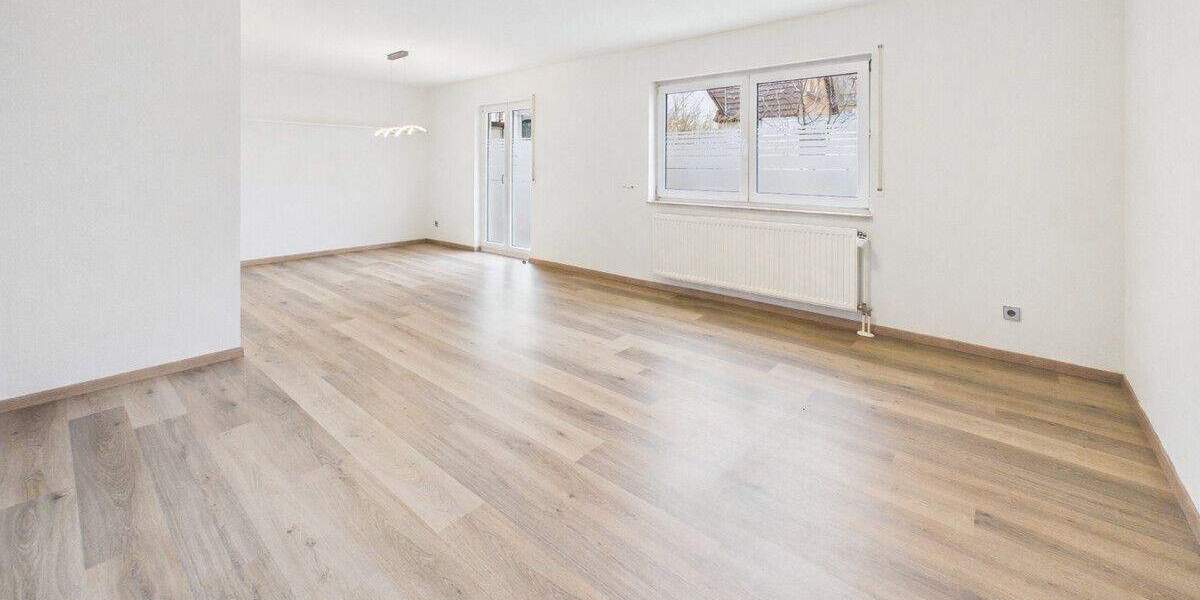 Etagenwohnung Villingen-Schwenningen Schwenningen - 4 Zimmer, 85 m&sup2;, 239.000&euro; | Angebot:25566922
