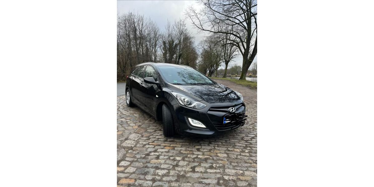 Hyundai i30 169.000 km 4.600 &euro; Oldenburg 26131