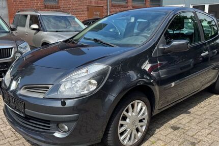 Renault Clio 133.300 km 3.490 &euro; Tornesch 25436