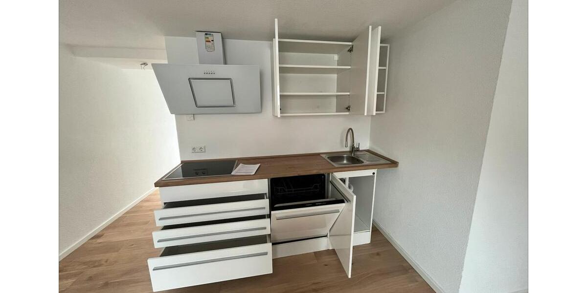 Dachgeschoßwohnung Reutlingen - 2 Zimmer, 60 m&sup2;, 1.200&euro; | Angebot:24785900