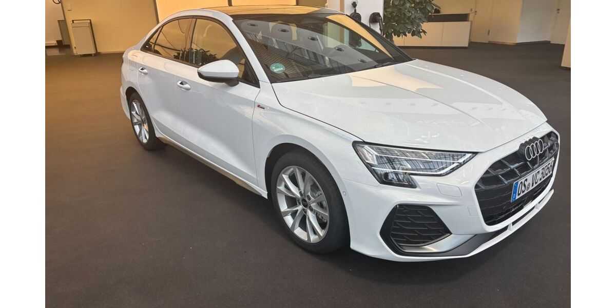 Audi A3 2.900 km 34.333 &euro; Manching 85077