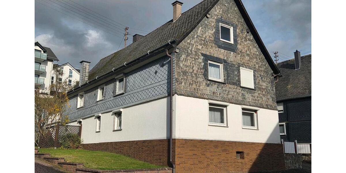 Einfamilienhaus Wilnsdorf - 9 Zimmer, 205 m&sup2;, 159.000&euro; | Angebot:26962353