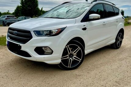 Ford Kuga 158.000 km 13.800 € Bergheim 50126