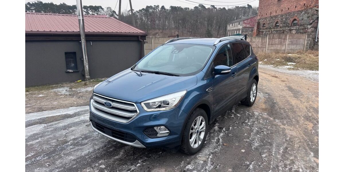 Ford Kuga 62.000 km 12.300 &euro; Dahme/mark 15936