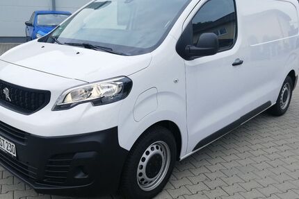Peugeot Expert 3.000 km 31.240 € Neustadt a.d. Donau 93333
