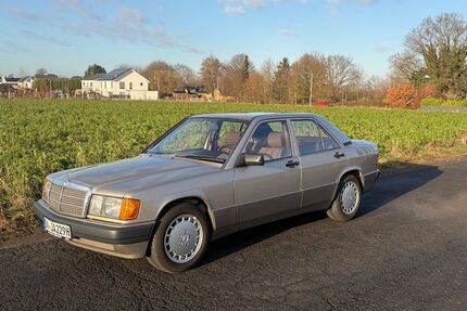 Mercedes-Benz 190 238.000 km 6.200 &euro; Bonn 53229
