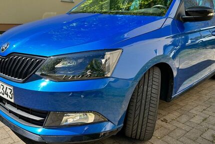 Skoda Fabia 69.000 km 13.199 &euro; Leipzig 04129
